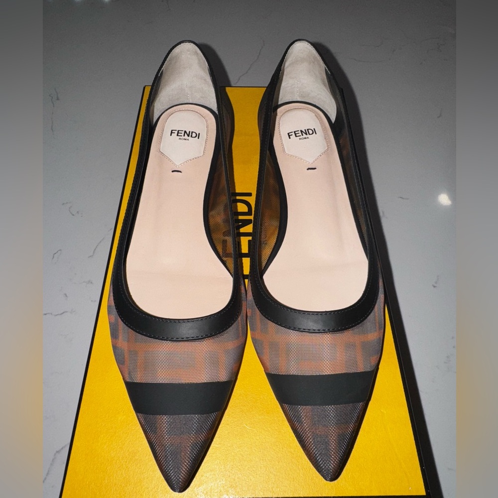 Fendi Black and Brown Patterned Flats